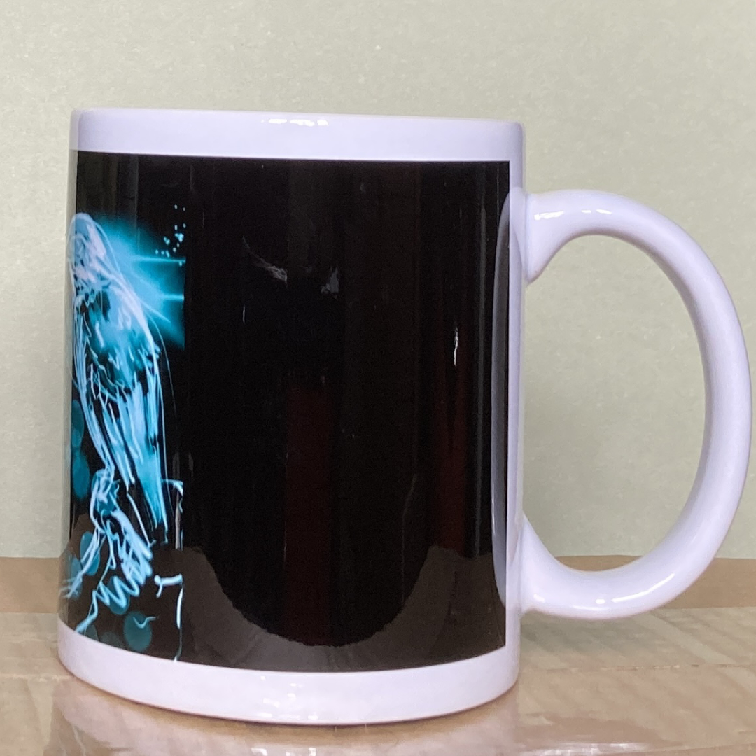 green neon kingfisher side ceramic mug 3